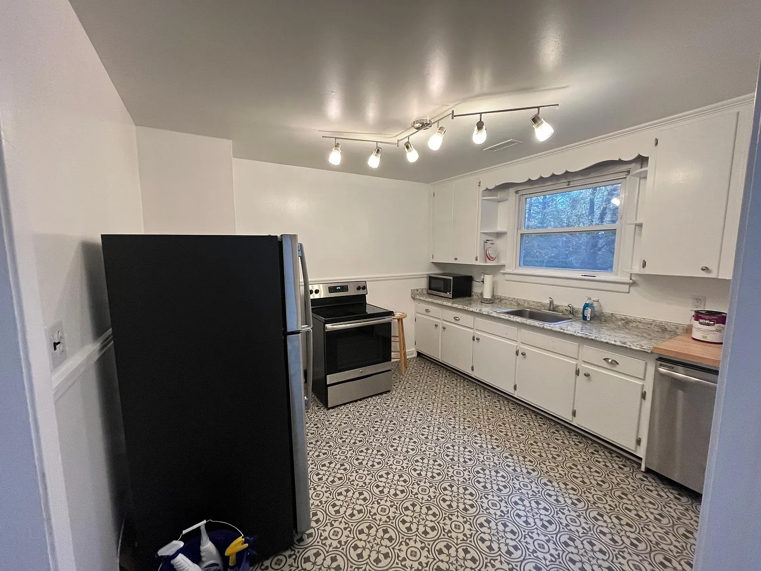 2107 Bremo Rd — Photo 2