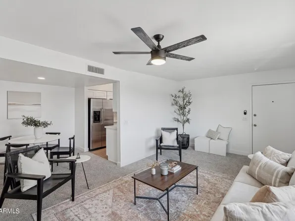 4728 E BELLEVIEW Street, Phoenix, AZ 85008