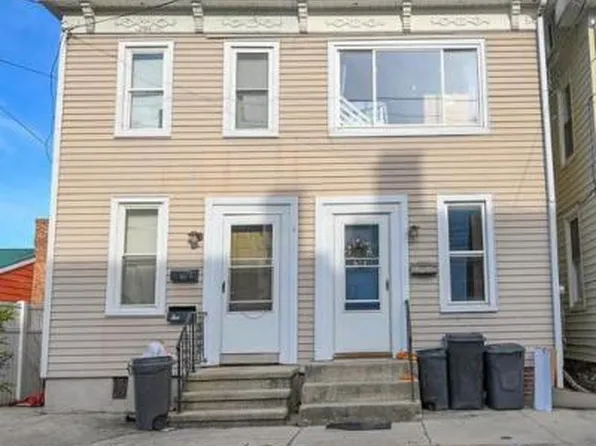 24 McAllister St, Hanover, PA 17331