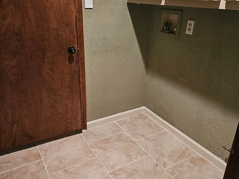 2031 Clearwater Trl — Photo 18