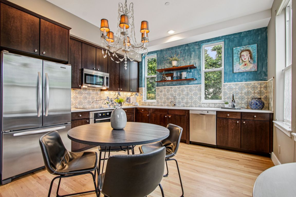 S Lafayette St-1806-013.jpg