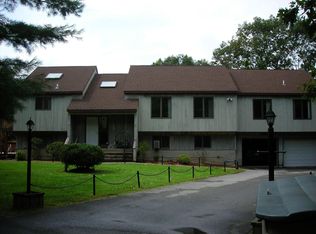 41 Leslie Dr, Mahopac, NY 10541