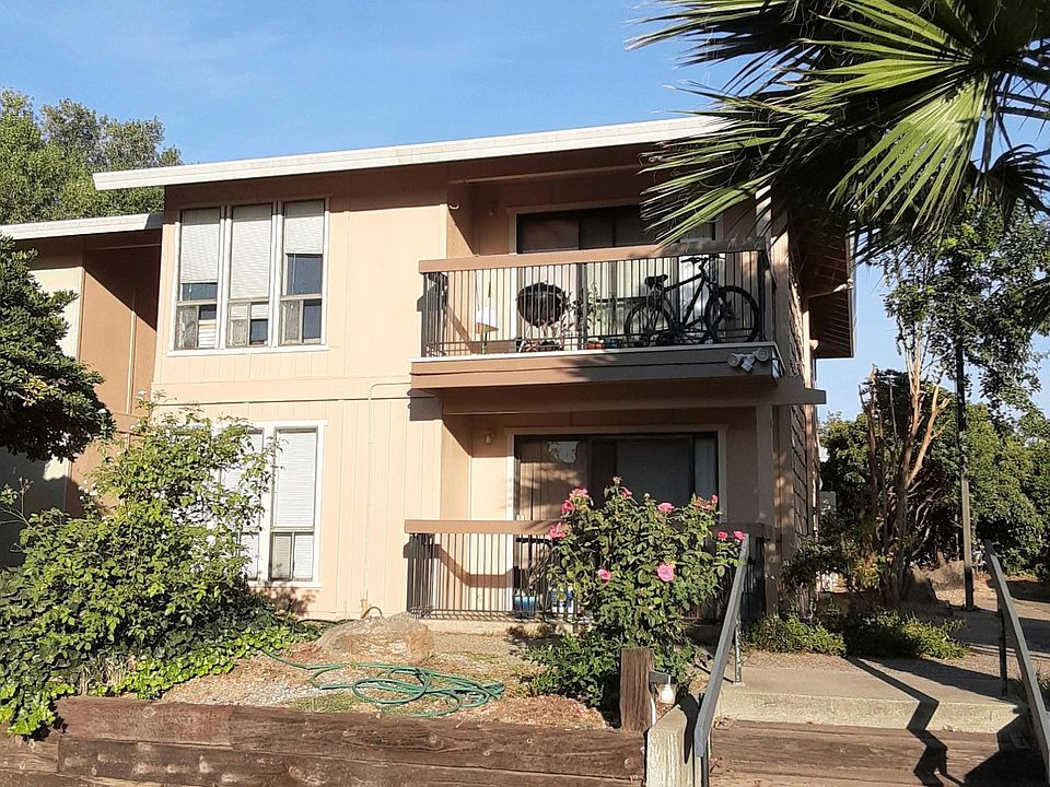 Apartment 2 shown above