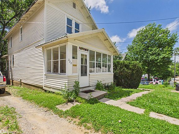2nd image of 222 W Maple Ave