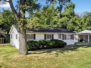 6204 Warren Dr, Belleville, IL