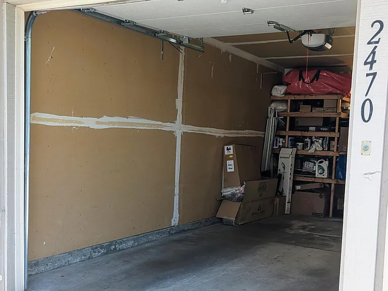 2470 Kimpton Ct — Photo 24