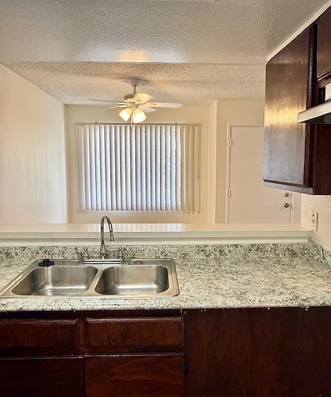 5010 Echo St #C — Photo 2