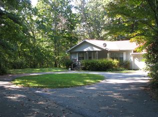 1442 E Boggs Mountain Rd, Tiger, GA 30576