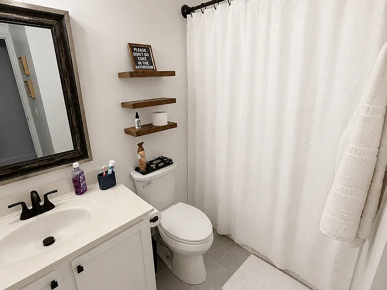 8022 Hyannis Ct — Photo 3