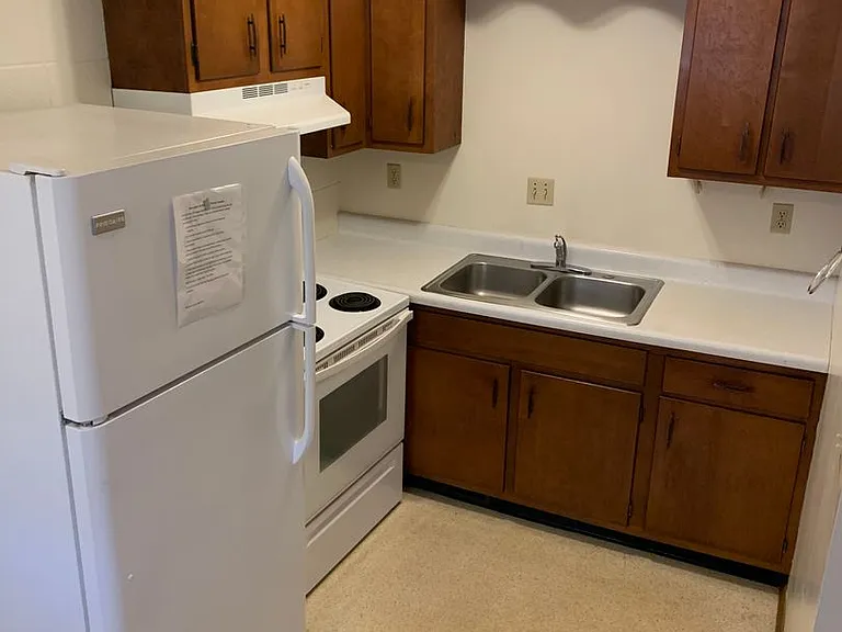 326 W Kenwood Dr #8 — Photo 9