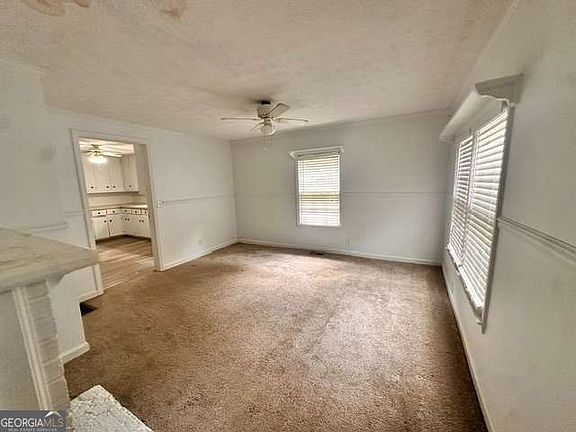 5th image of 10453 Flat Shoals Rd