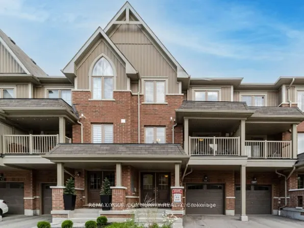 49 Porcelain Way, Whitby, ON L1R 0R6
