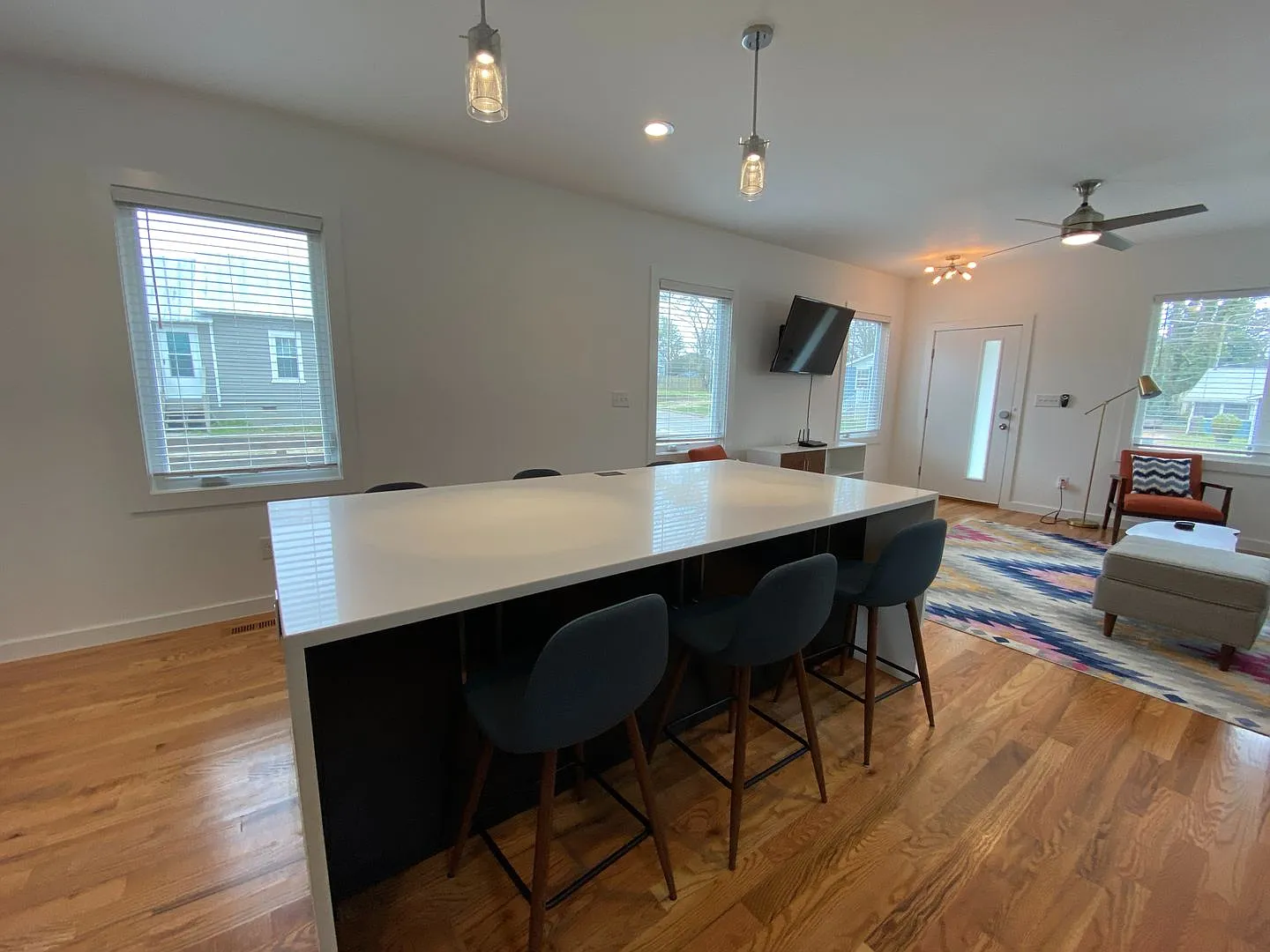 Room in 3 Bedroom Home at Heck St — Photo 2