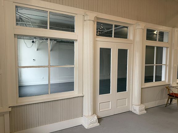 4th image of 216 5th St S #3