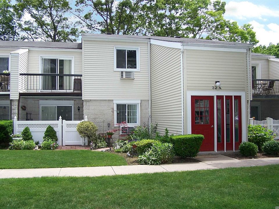 1st image of 32 Richmond Blvd Unit 3A
