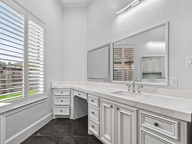 20637 Eagle Wood Trace Dr — Photo 43