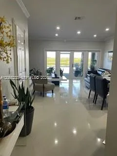 307 SW 120th Ave #307 — Photo 3
