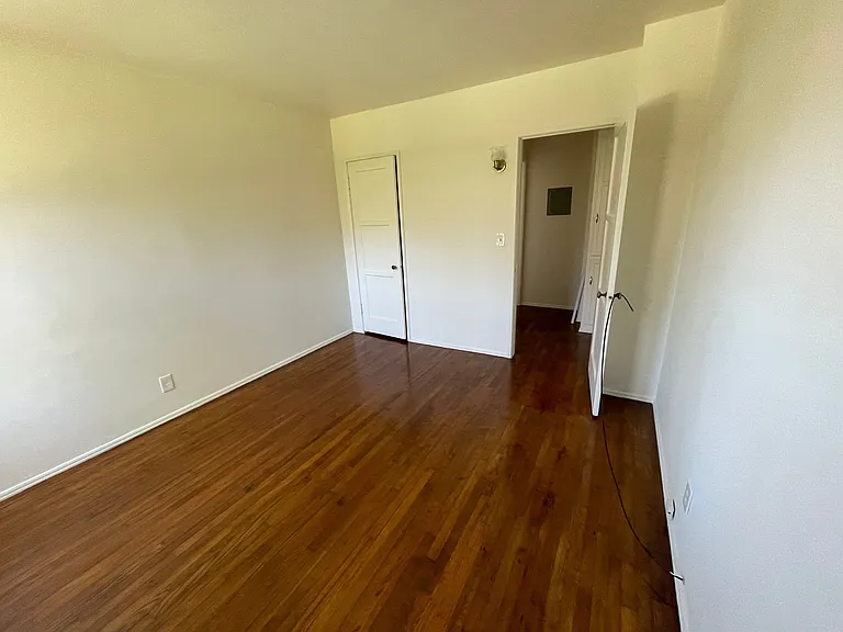 15721 Halldale Ave #B — Photo 6