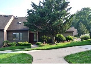 25 Hawk Valley Ln, Denver, PA 17517