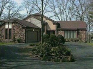 3743 Highgate Rd, Muskegon, MI 49441