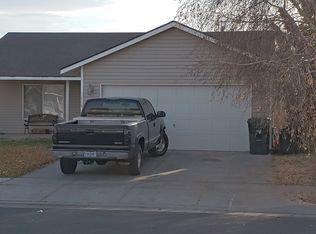 1468 E Sandstone Ave, Hermiston, OR 97838