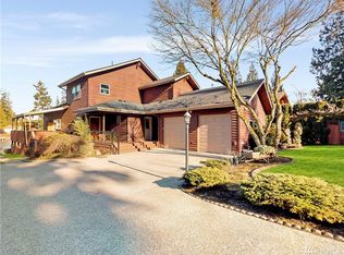 5423 W Tapps Dr E, Lake Tapps, WA 98391