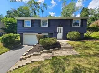 466 Temona Dr, Pittsburgh, PA 15236