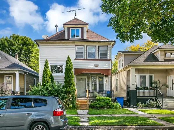 1024 Lincoln Rd #1022, Windsor, ON N8Y 2H4