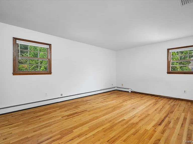 7 Shaw Ln — Photo 16