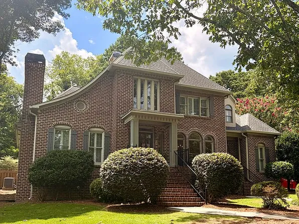 364 Palace Dr, Trussville, AL 35173