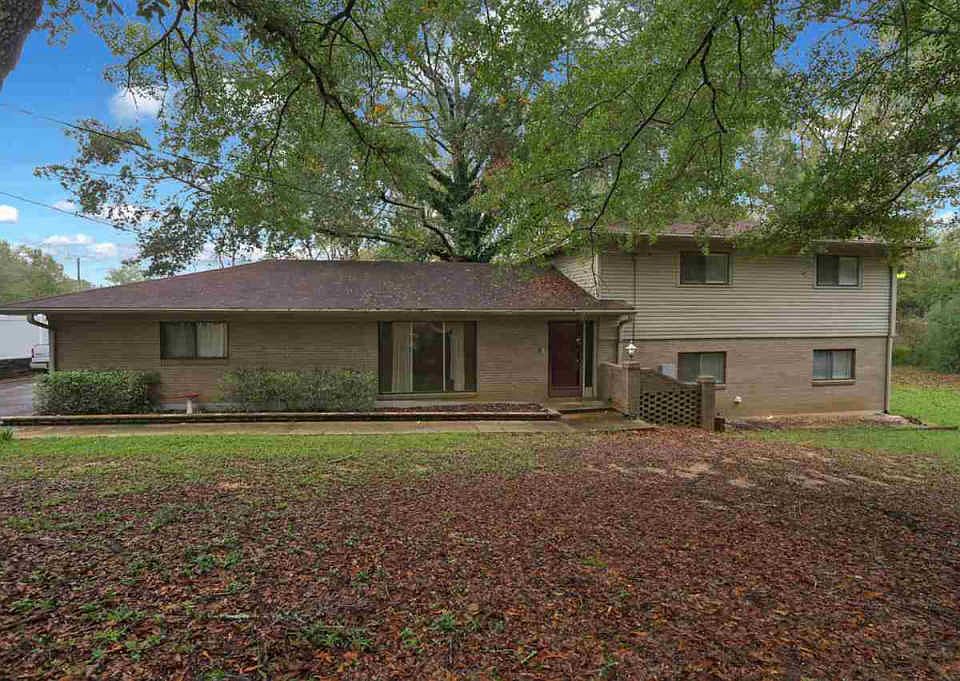 1st image of 1104 Lake Mimosa Dr