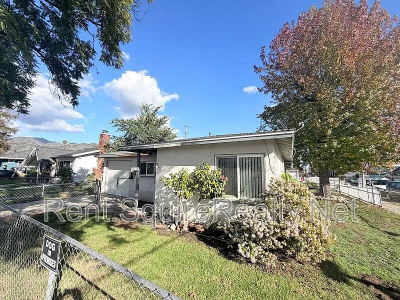 Building Photo - 902 N Angeleno Ave #HOUSE
