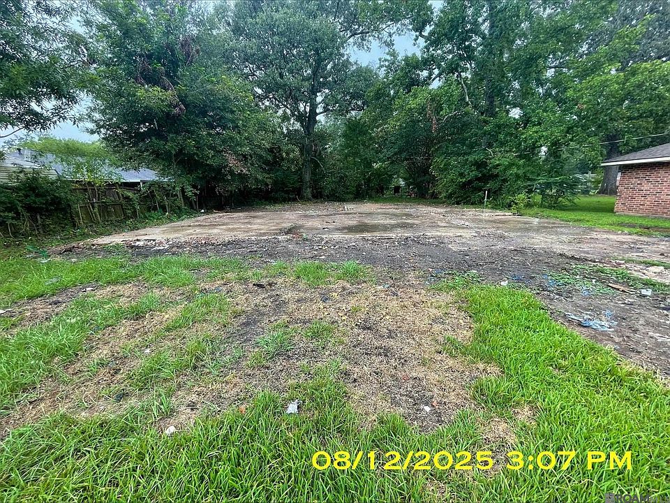 1st image of 1903 Carolyn Dr