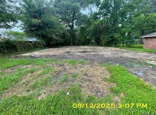 1903 Carolyn Dr, Baker, LA 70714