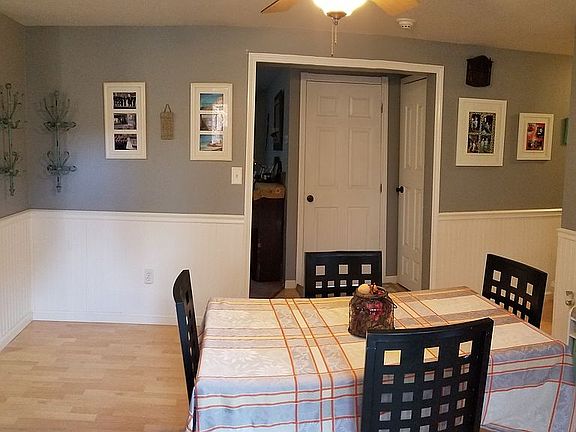 2nd floor dining room