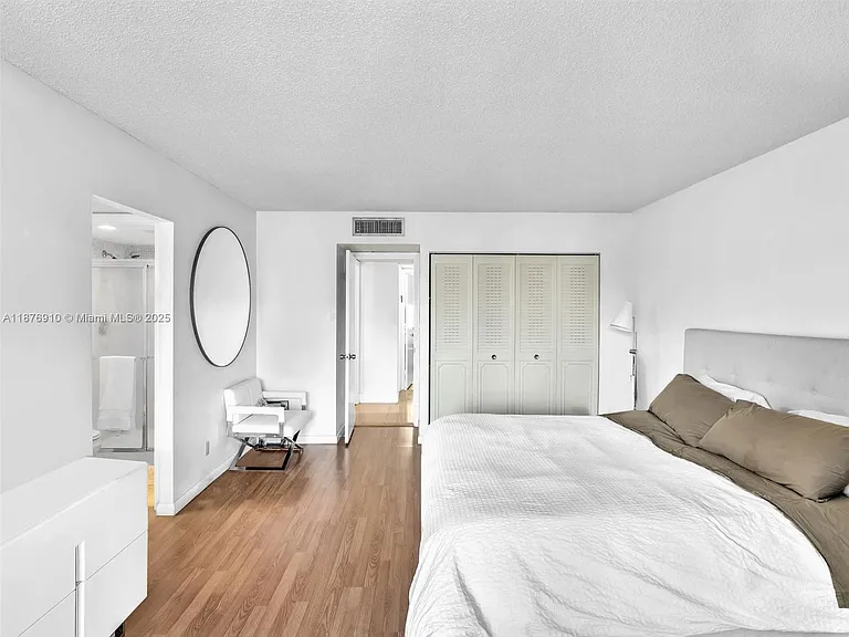 20401 NE 30th Ave #310-8 — Photo 11