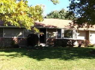 7200 SW Wattling Ct, Topeka, KS 66614