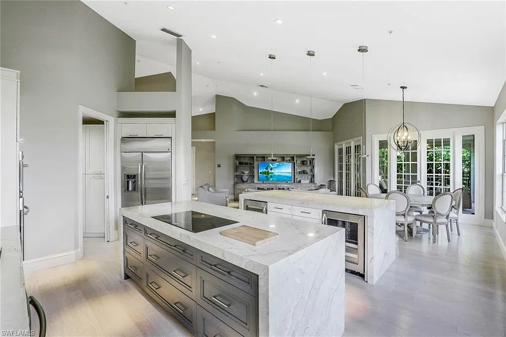 3 bed, 2.5 bath, 2439 sqft, $18,000 — Photo 1