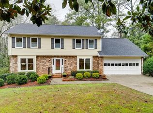 1930 Ridgefield Ct, Roswell, GA 30075