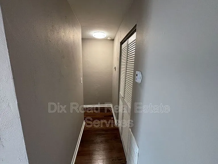 415 Sycamore Rd #D3 — Photo 10
