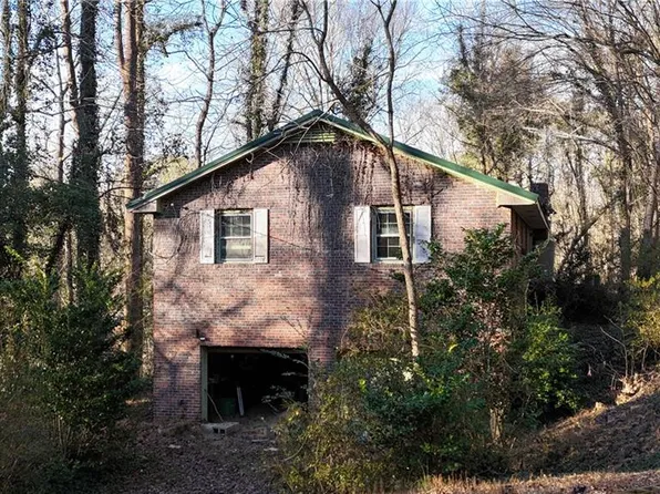 2237 Clem Lowell Rd, Carrollton, GA 30116