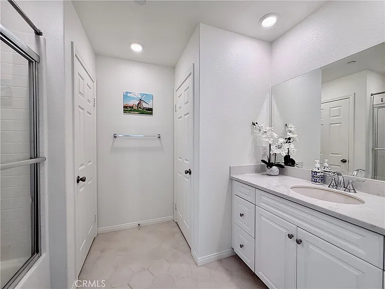4116 E Coronado Privado — Photo 20