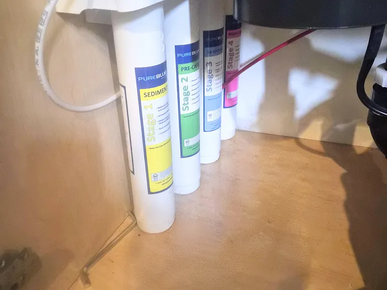 4-stage RO water filtration system