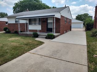 13719 Peach St, Southgate, MI 48195