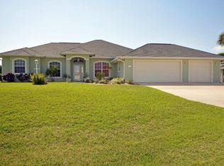 105 Becker Ave, Sebastian, FL 32958