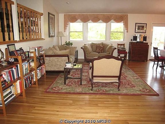 2nd image of 6800 Algonquin Ct