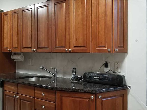5th image of 211-65 23rd Ave #3J