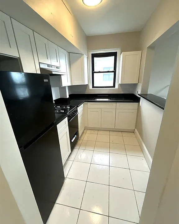 333 Broadway #23