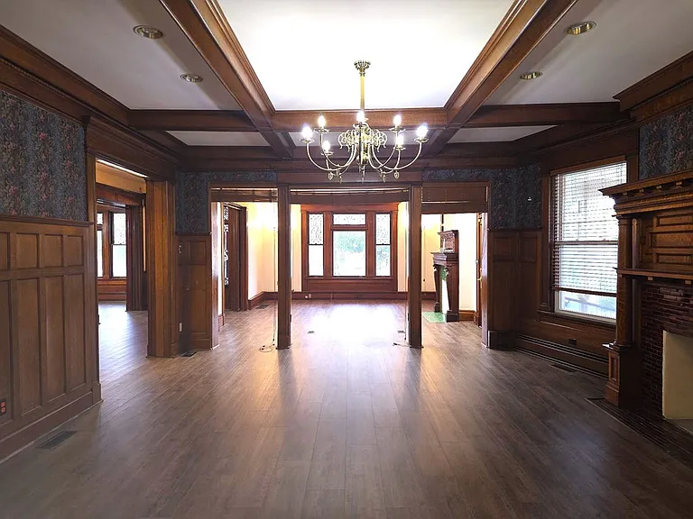 650 Main St — Photo 10