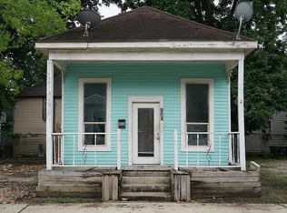 804 Pinckney St, Houston, TX 77009